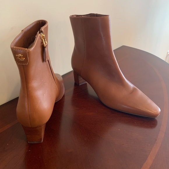 Ralph Lauren Shoes - NWOT Ralph Lauren Willa Brown Leather Ankle Booties